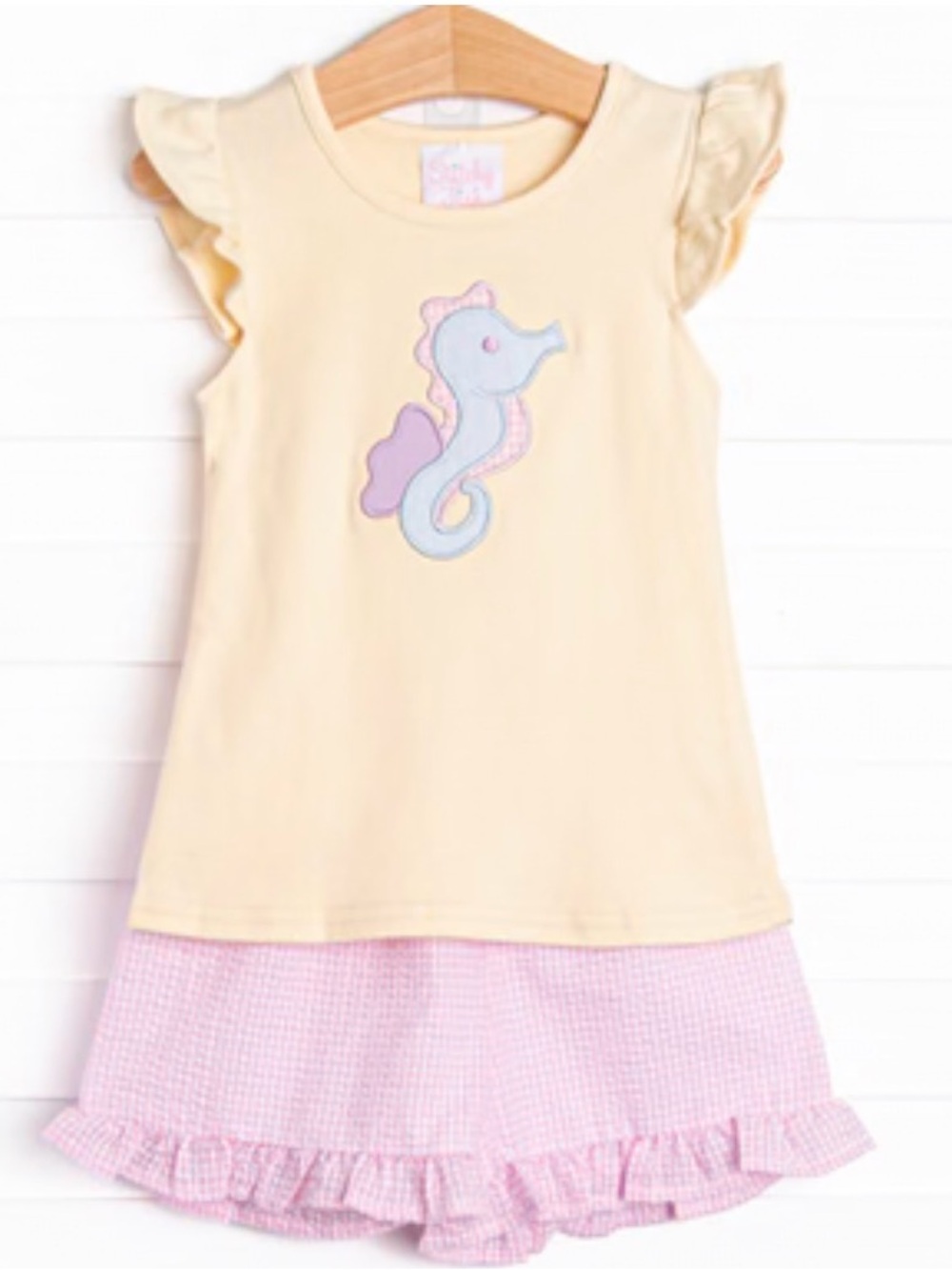 Stitchy Fish Girl 5 Seahorse Season Applique Yellow Ruffle Top/ Pink Short Set - Picture 2 of 16